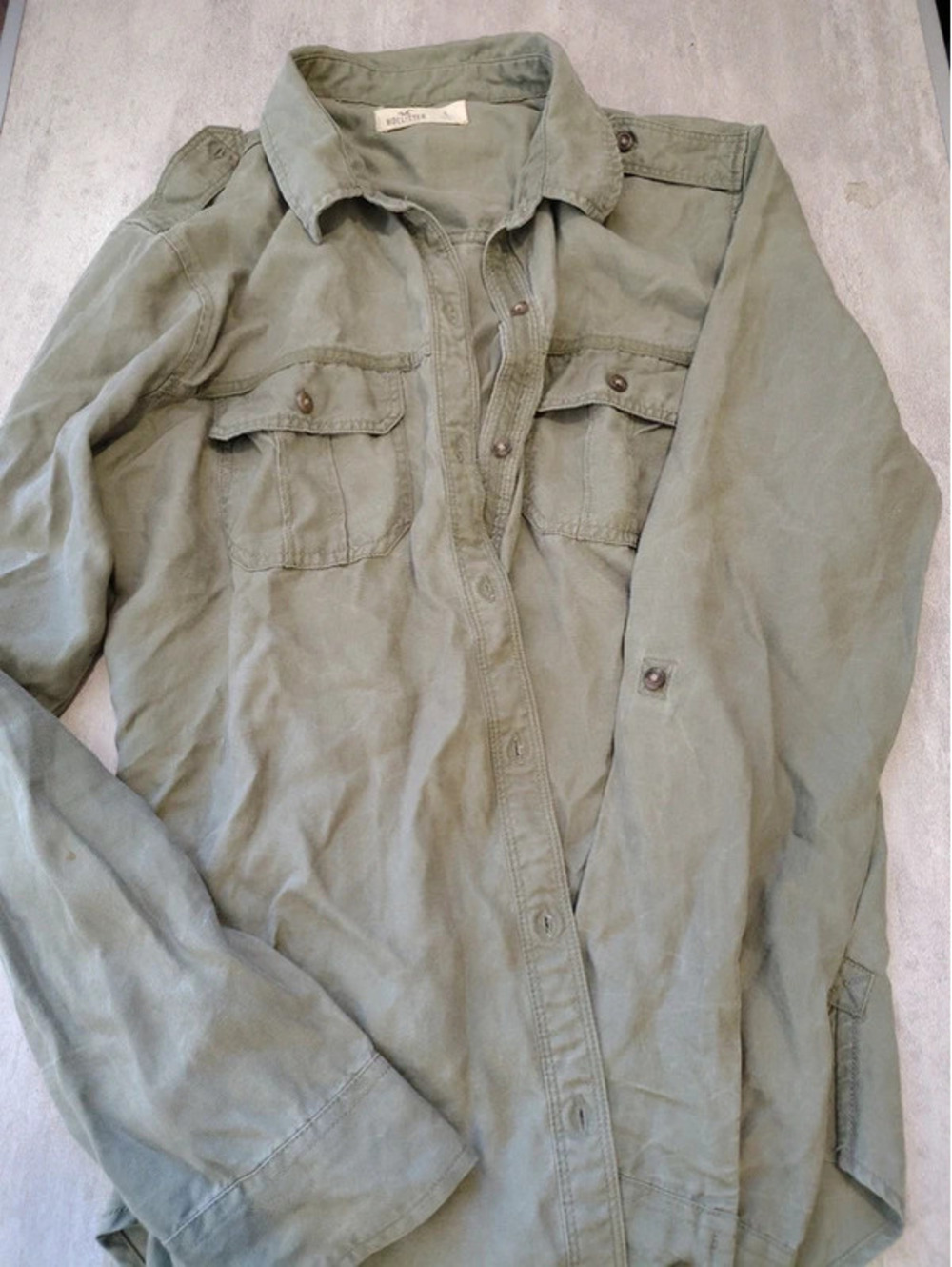 Hollister Women's Sage Green Button up size Large